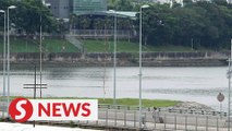Malaysians in Singapore rush home to avoid quarantine in designated facilities