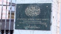 Ayasofya Camisi'ne 'Ayasofya-i Kebir Cami-i Şerifi' tabelası asıldı - İSTANBUL