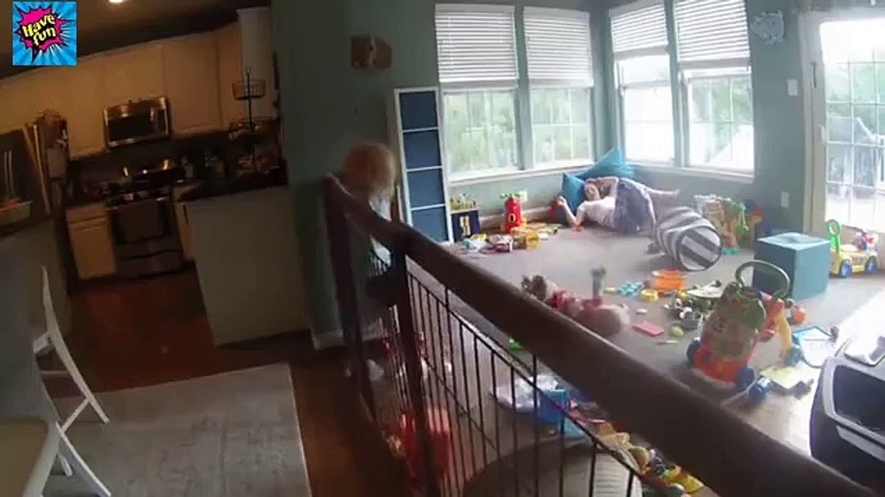 10 Minutes Of Funny Baby Fails Moments