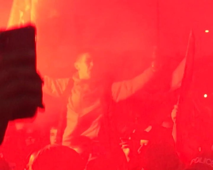 Liverpool - Les supporters des Reds ont célébré devant Anfield