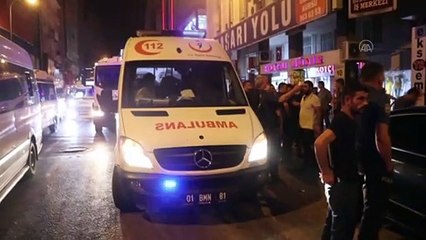 Ağabeyinin bıçakladığı kişi ağır yaralandı - ADANA