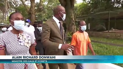 Zoo d'Abidjan : Alain Donwahi, Ministre des Eaux et Forêt rassure quant à la santé des animaux.