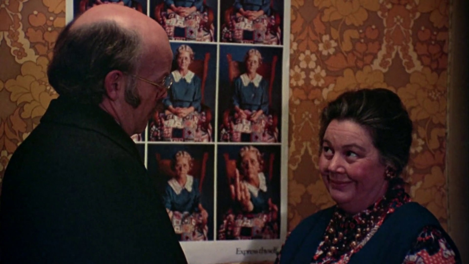 Black Christmas (1974)-(Horror,Mystery,Thriller)