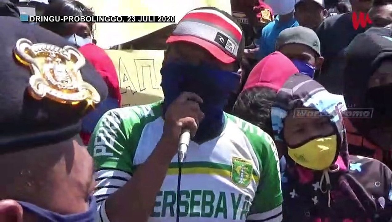 Polsek Dringu Didemo Warga