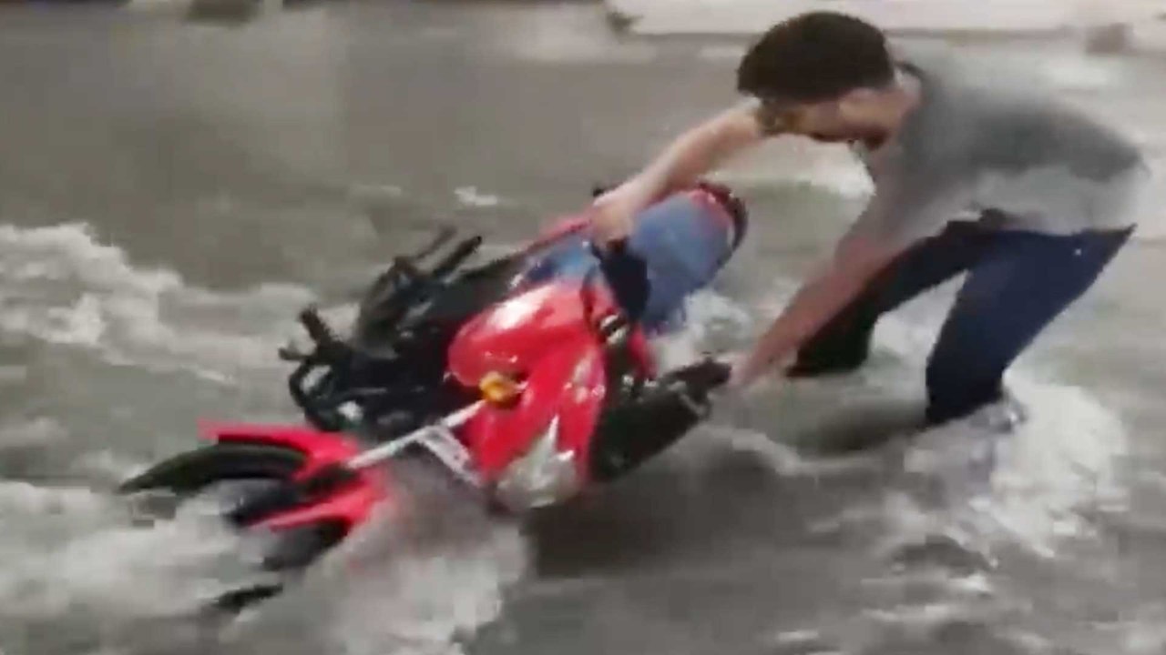 Sehore: Two wheelers flown in flash flood
