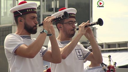 Quiberon  | ULM et Bagad de Lann-Bihoue - TV Quiberon 24/7