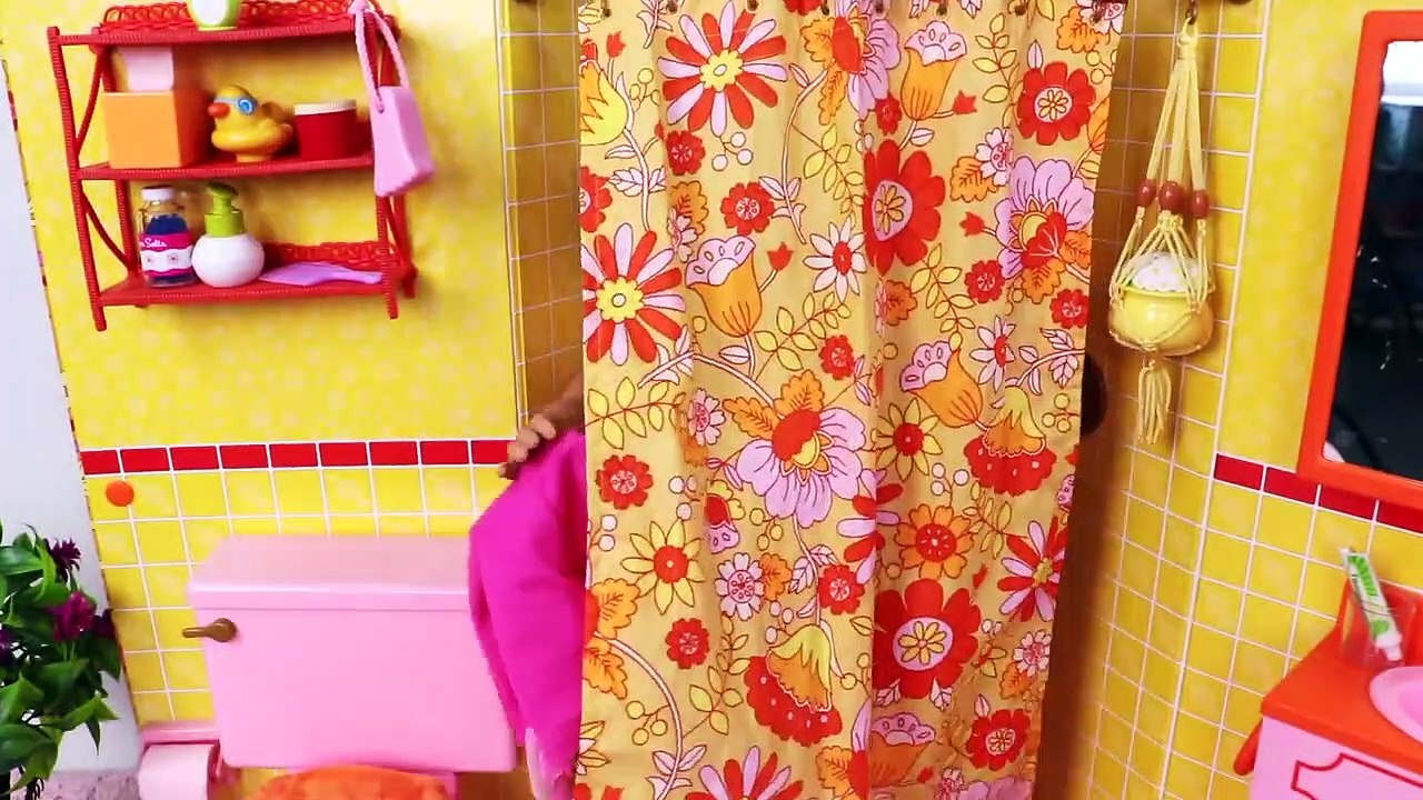 Baby Doll RED Dress up Morning Routine Toys Play! - video Dailymotion