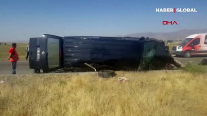 Ağrı'da feci kaza! 3 çocuk hayatını kaybetti, 6 kişi yaralı