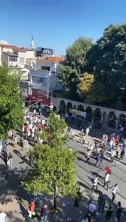 İstanbul, Hz. Muhammed'in (s.a.v) Mekke'ye girerken okuduğu tekbir ile inledi
