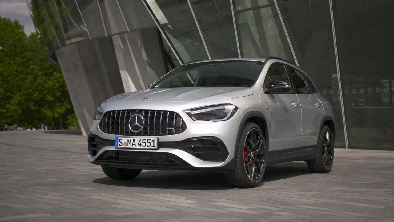 Der neue Mercedes-AMG GLA 45 4MATIC+ - Athletisches und muskulöses Exterieur