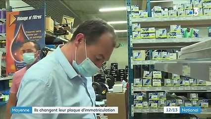 Mayenne : ils changent leur plaque d'immatriculation avant de partir en vacances