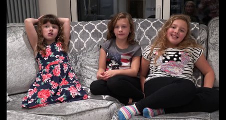 Sophia Isabella e Alice Conversando sobre a Disney