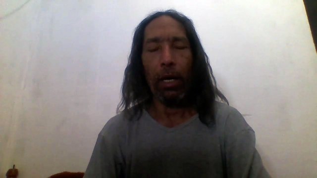 Pintaram um Pardal de Amarelo e te venderam nao pode pegar chuva!