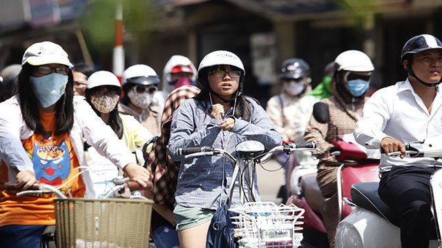 Nắng nóng lịch sử, miền Trung như trong ''chảo lửa''