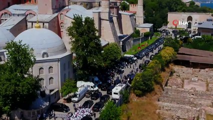 Erdoğan ve Bahçeli Fatih Sultan Mehmet türbesinde