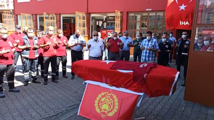 Kalp krizi geçirerek hayatını kaybeden itfaiye eri dualarla uğurlandı
