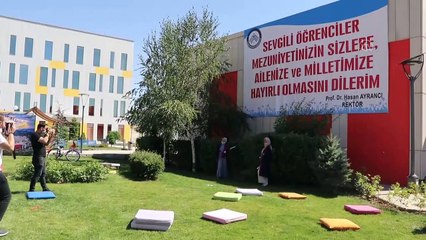 ÇAKÜ öğrencileri için Kovid-19 tedbirleri altında randevulu mezuniyet töreni - ÇANKIRI