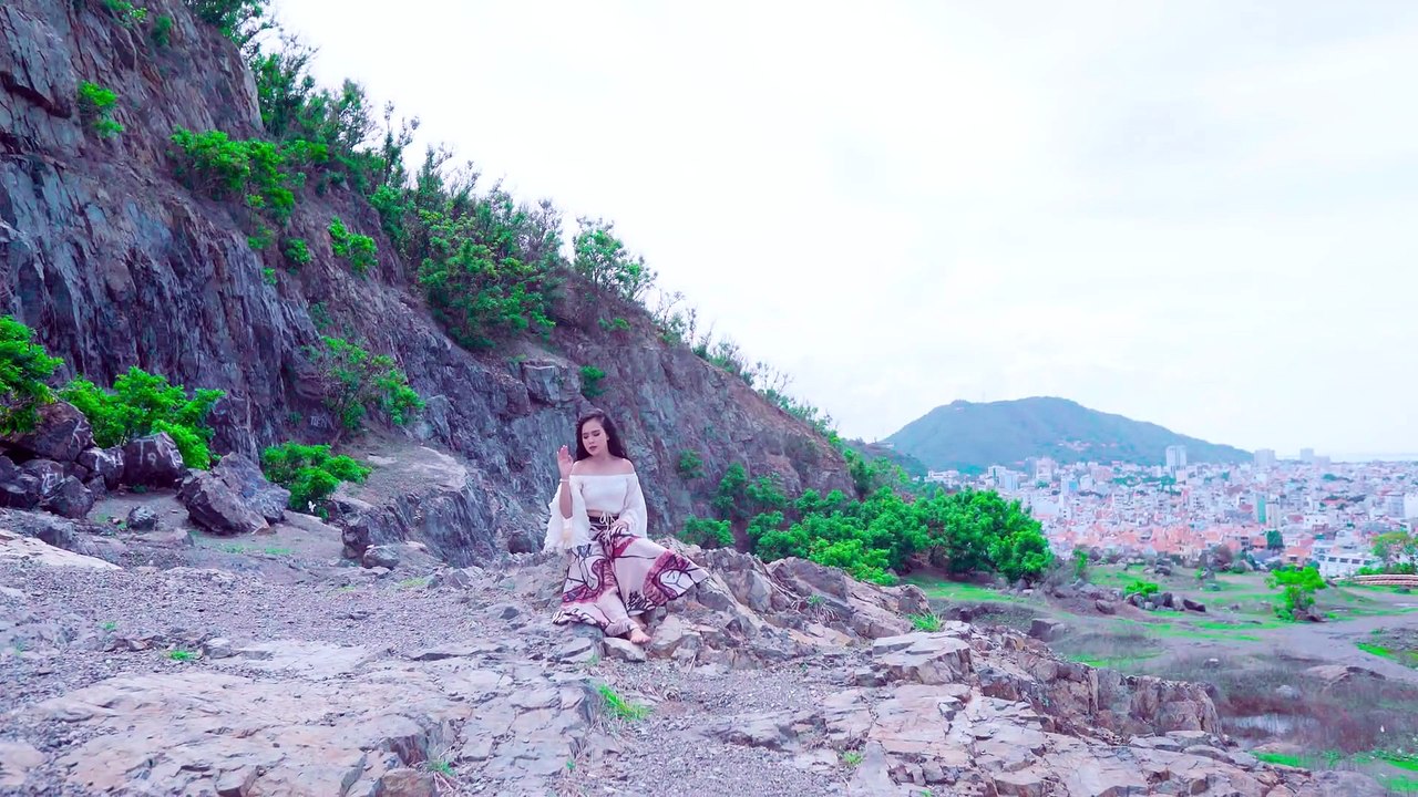 Chiều Buồn - Quỳnh Trang