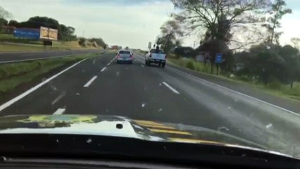 Vídeos mostram intensa perseguição da PRF na rodovia BR-277