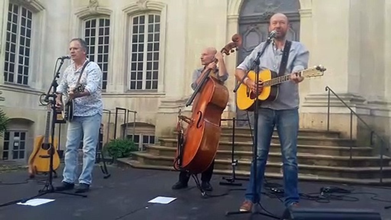 concert "What the folk" Mâcon
