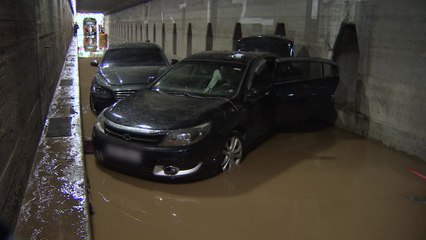 침수에 정전까지...부산 폭우 피해 복구 비지땀 / YTN