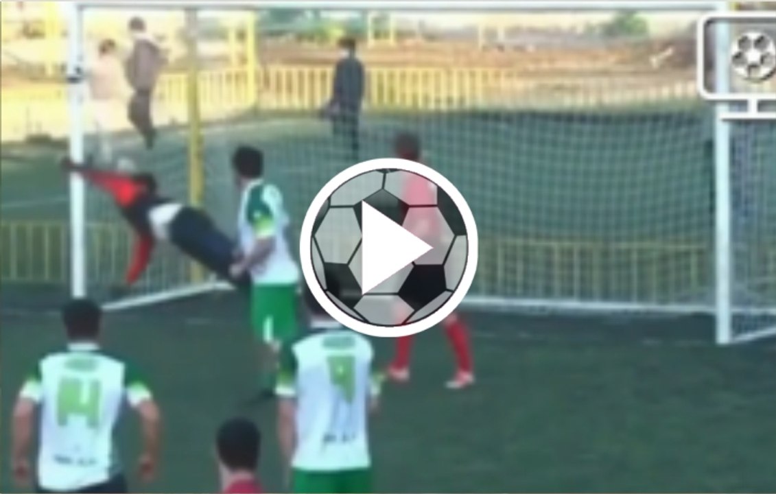 ¡Le pega mejor que Roberto Carlos! El mejor gol tres dedos amateur de la historia