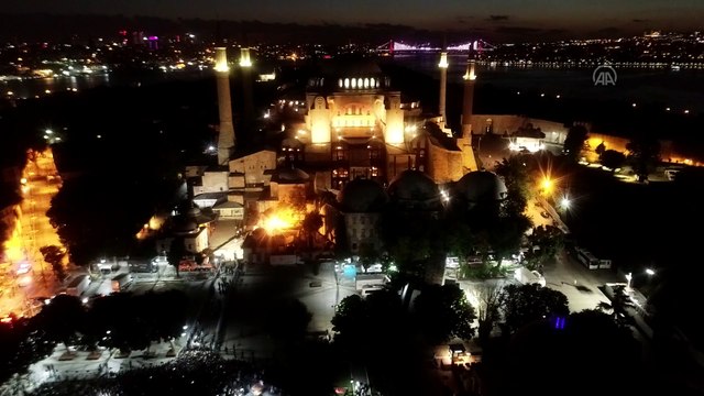 Ayasofya-i Kebir Cami-i Şerifi'nde ilk sabah namazı kılındı - dron - İSTANBUL