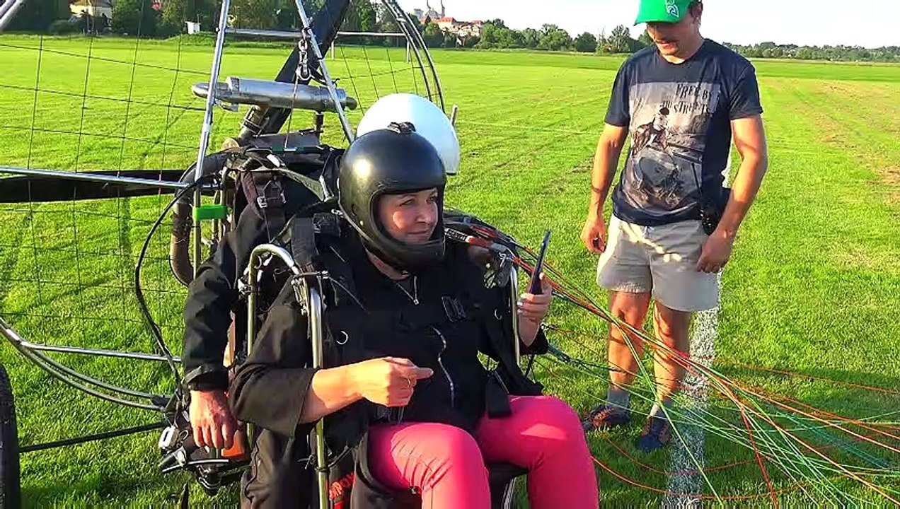 Edyta  & Artur in the air