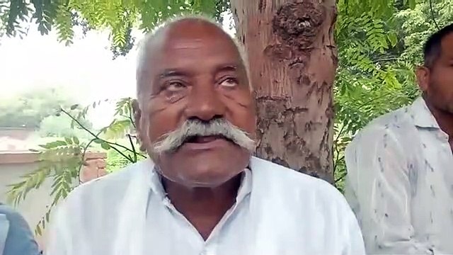 आगरा: संदिग्ध परिस्थिति में पेड़ से लटका मिला युवक का शव