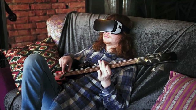 2) Music. Guitar Bass. Savage. Freedom Trail Studio. Dance et électro. Dramatique