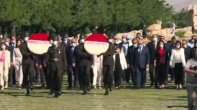 CHP heyeti, 37. Olağan Kurultay öncesi Anıtkabir'i ziyaret etti - ANKARA