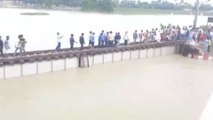 Darbhanga: Bagmati above red mark, Hayaghat bridge drown