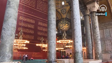 Ayasofya-i Kebir Cami-i Şerifi'ne vatandaşların yoğun ilgisi devam ediyor
