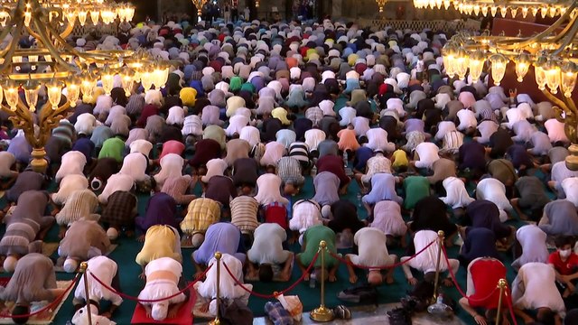 Ayasofya-i Kebir Cami-i Şerifi'ne ziyaretler devam ediyor - İSTANBUL