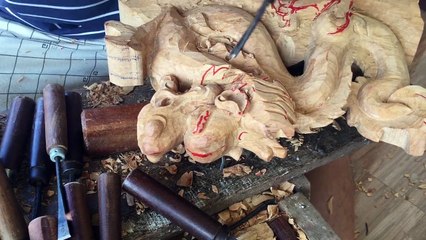 Dragon Wood Carving  - make Wood Dragon from Chainsaw