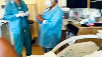 Πασίγνωστη τραγουδίστρια έγινε μαμά! Το συγκλονιστικό βίντεο την ώρα του τοκετού