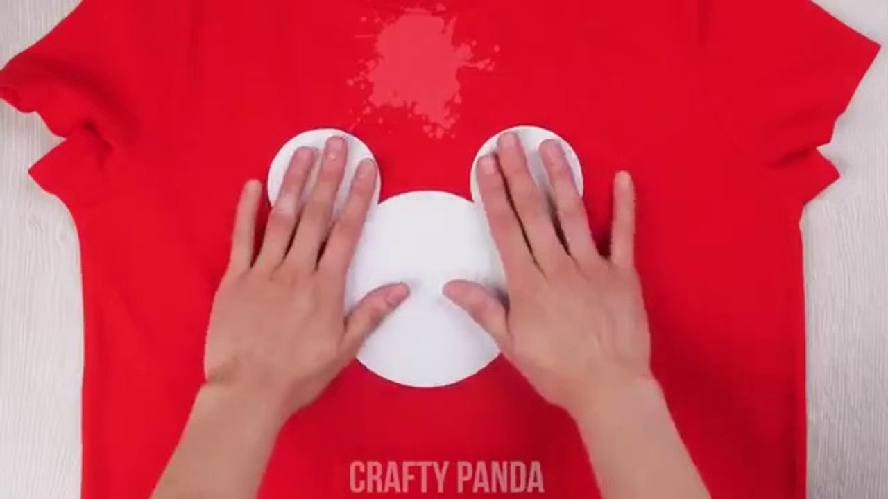 Nothing Lasts Forever…But You Can Reuse Your Clothes Back to Life! 20 Clothing Hacks by Crafty Panda-360p