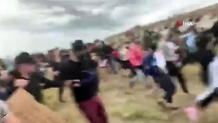 ABD’de cip protestocuların arasına daldı