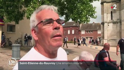 Saint-Etienne-du-Rouvray rend hommage au père Hamel