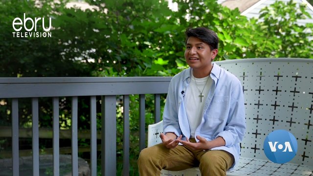 American Teen Depicts Immigration Crisis Through Art