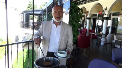 Yarım asırlık ustadan tarhana aşına övgü