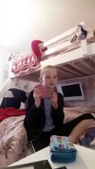 João Paulo de Carvalho Lofiego  no Quarto Conversando Vídeo   (1)