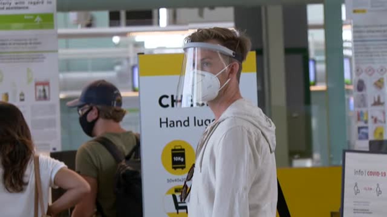 Sorpresa entre los turistas británicos por imponer la cuarentena sin previo aviso