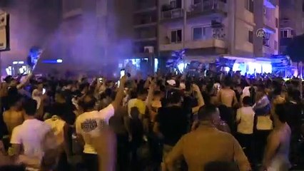 Adana Demirspor'un TFF 1. Lig play-off finaline yükselmesi kentte kutlanıyor