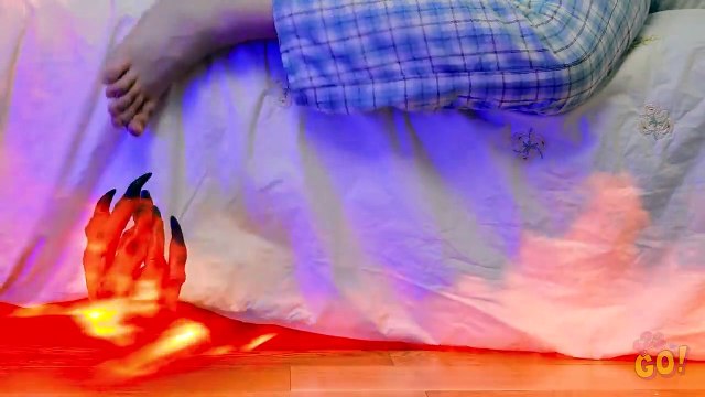 SPOOKY SITUATIONS YOU CAN DEFINITELY RELATE TO || Funny Relatable Moments by 123 GO!