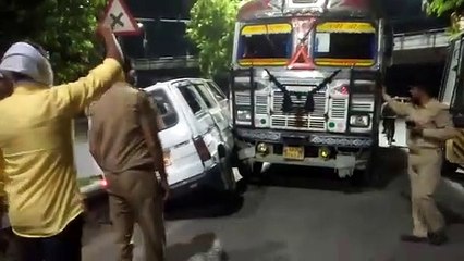 कानपुर: गलत लेन में गाड़ी चलाने से हुआ एक्सीडेंट