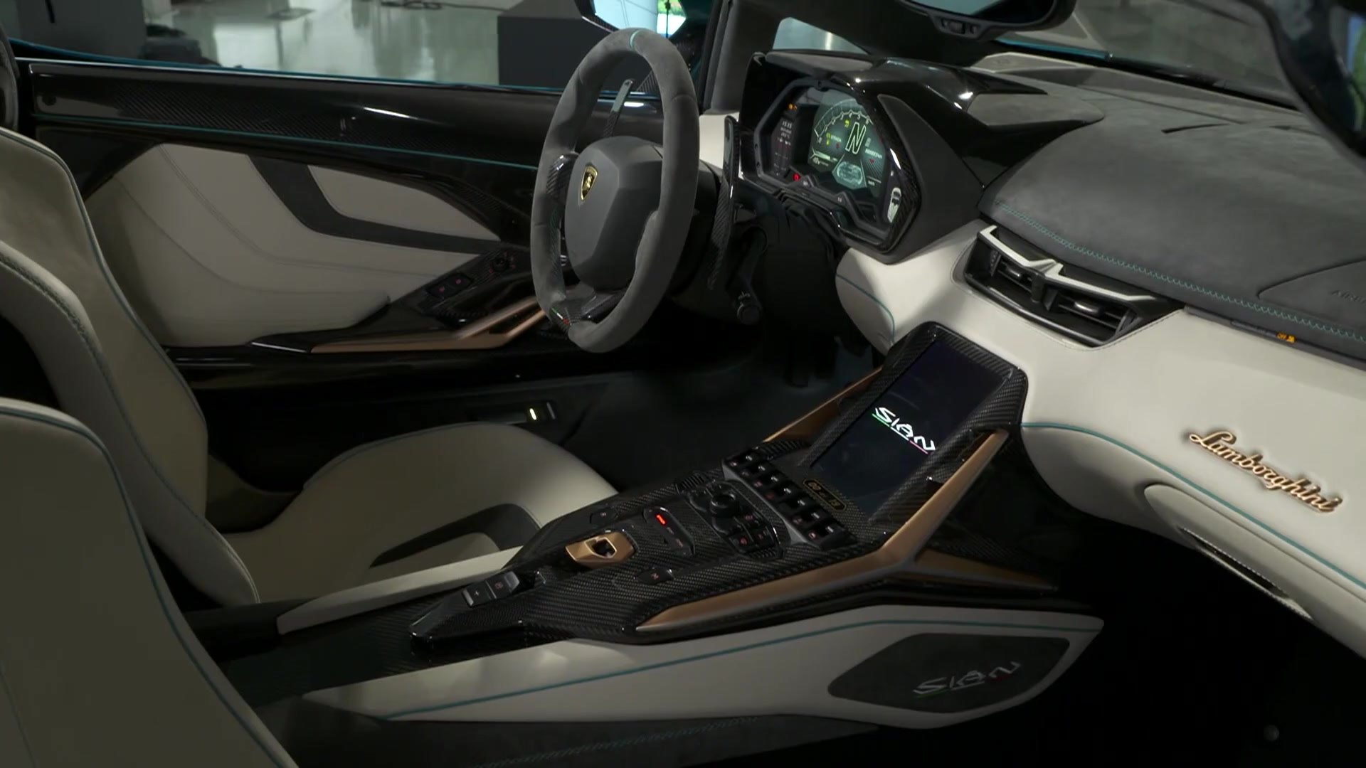 Lamborghini Sian салон