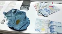 Esenyurt'ta Şüpheli Araçtan 2 Tabanca, Uyuşturucu Ve Sahte Para Çıktı