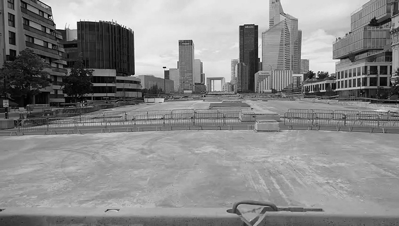 "Connard en costard" les Puduk feat Raoul, l'homme tranquille.