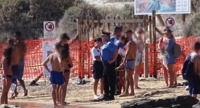 Agrigento - Scala dei Turchi sotto sequestro ma assediata da bagnanti: 31 denunce (27.07.20)